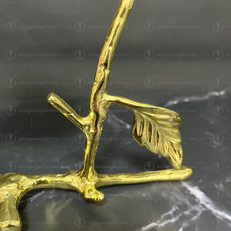 ساعة طاولة عصرية فاخرة راقية،  - مراجعة Lighting Decor For Living Room وسعره